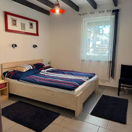 Apartment Liliana Es Csonakhaz