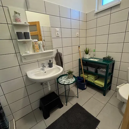 Apartament Liliana Es Csonakhaz *