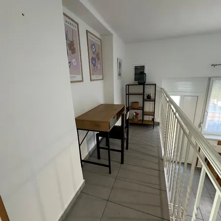 Apartament Liliana Es Csonakhaz *