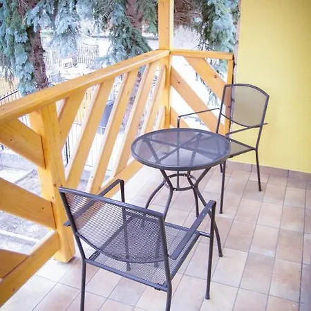 Liliana Es Csonakhaz Badacsonytomaj