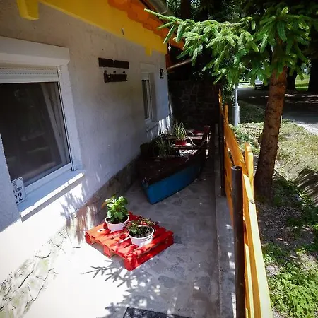 Apartment Liliana Es Csonakhaz *