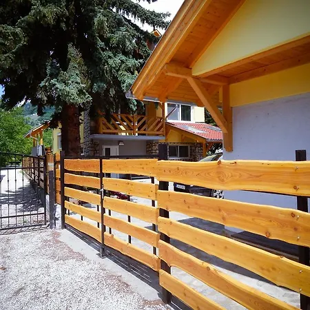 Liliana Es Csonakhaz Badacsonytomaj