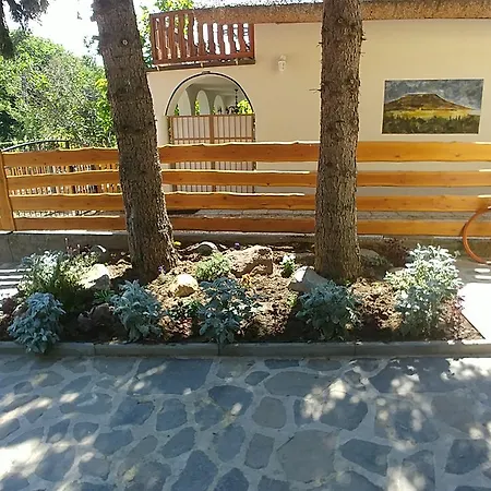 Liliana Es Csonakhaz Apartament *
